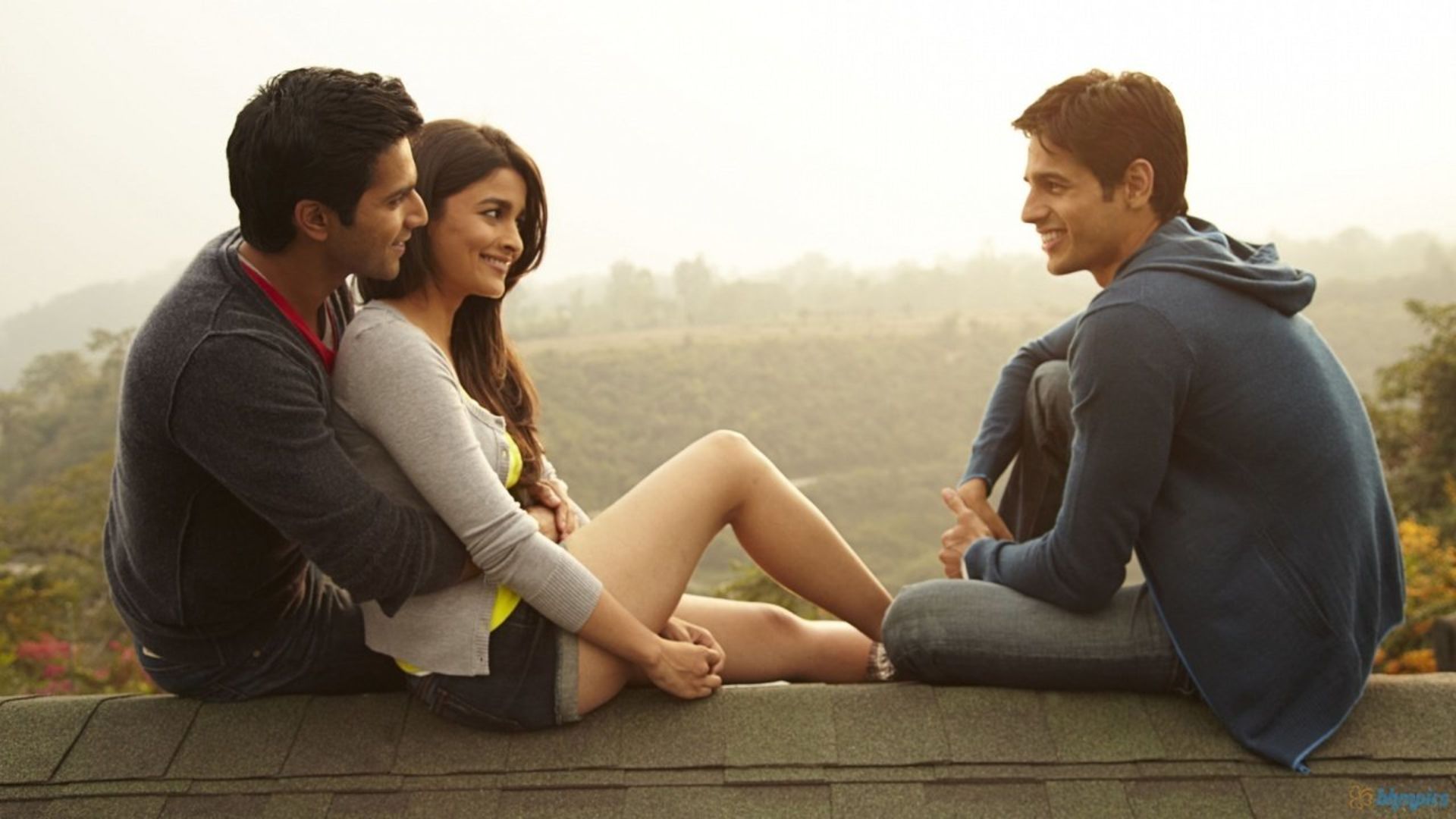 Navigating Unrequited Love between Friends